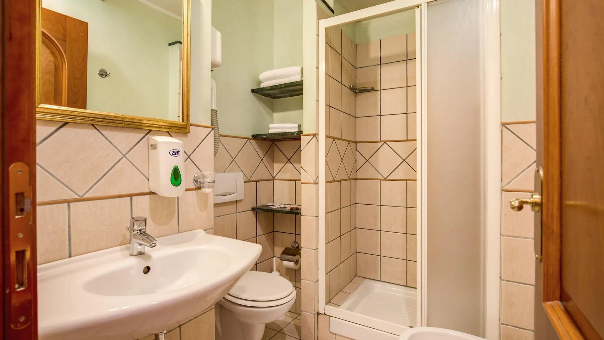 Hotel Montreal Рим