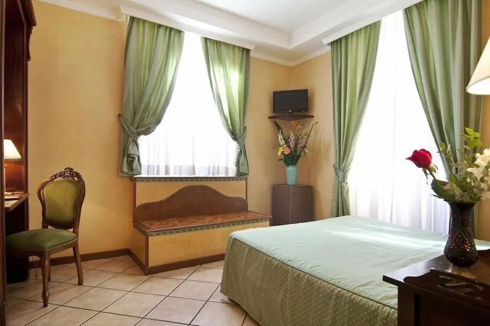 Hotel Montreal Рим