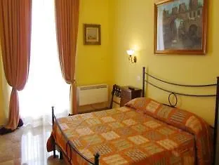 Hotel Montreal Roma 3*,  İtalya