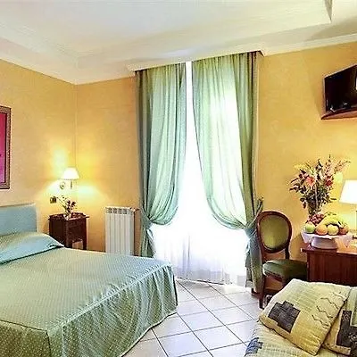 Hotel Montreal Рим 3*,